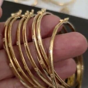 18karat Real  Gold  7 Days Bangle Set  Pawnable Size 15 To 16